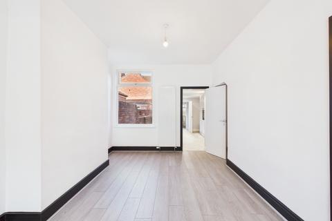 2 bedroom terraced house for sale, Welbeck Street, Hull, Yorkshire, HU5