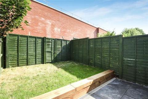 2 bedroom maisonette for sale, Vaughan Road, Harrow, HA1