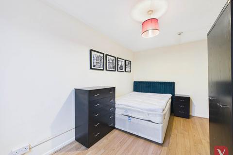 undefined, Greatmeadow, Northampton NN3