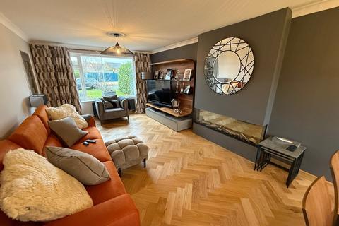 undefined, Poplar Crescent , Bourne