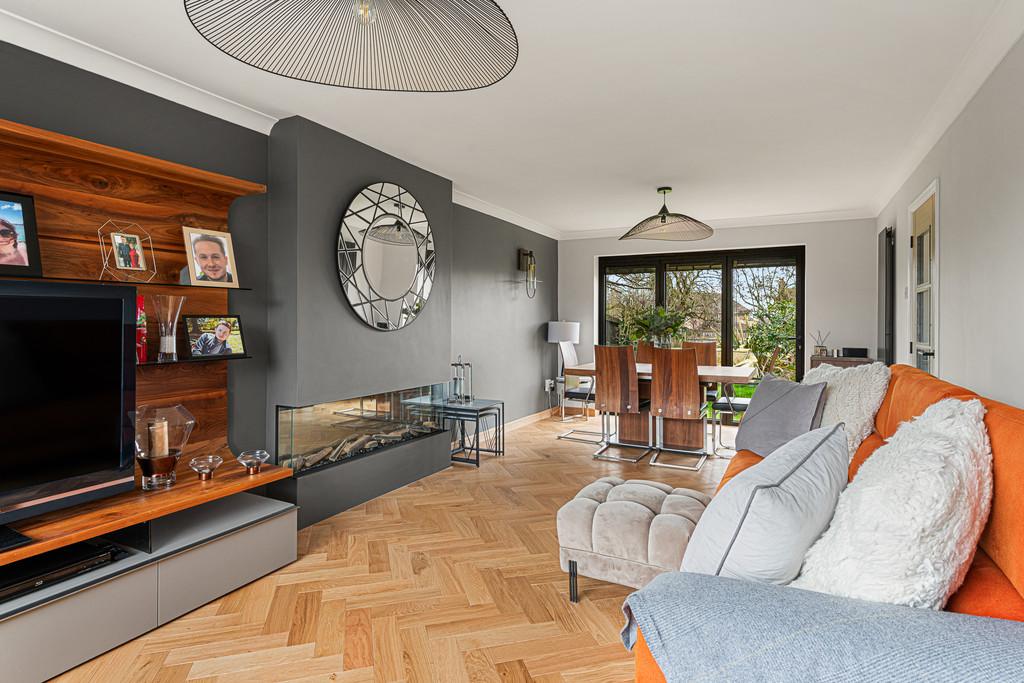 Lounge 1