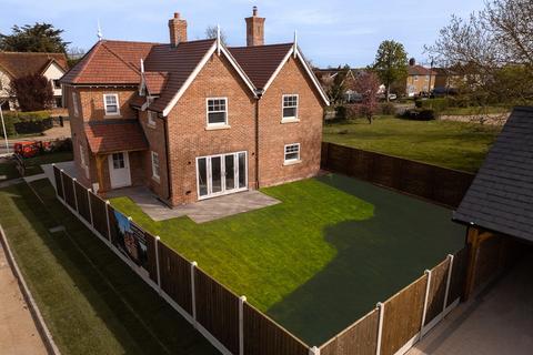 4 bedroom detached house for sale, Swan Cottage, The Nest, Mersea Road, Abberton, Colchester, CO5