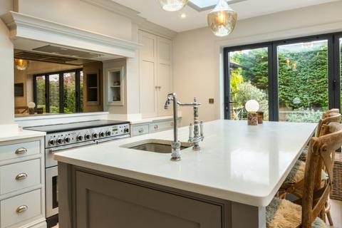 3 bedroom detached house for sale, Weelsby Road, Grimsby, North E Lincolnshire, DN32
