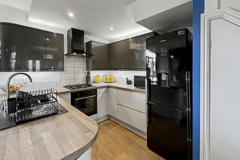 3 bedroom semi-detached house for sale, Hastings Road, Prestwich, M25