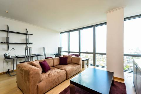 1 bedroom flat to rent, West India Quay, Canary Wharf, London, E14