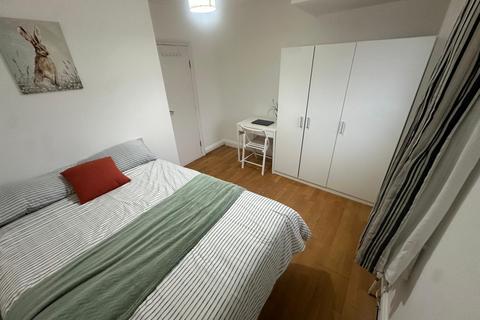 undefined, Long Lane, London N2