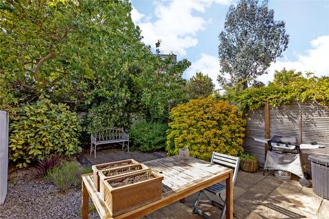 2 bedroom flat to rent, Chaldon Road, London, SW6