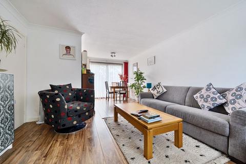 undefined, Marshalls Close, London
