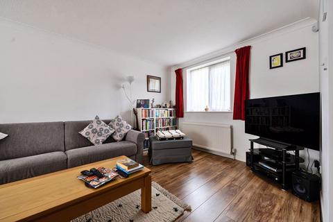 undefined, Marshalls Close, London
