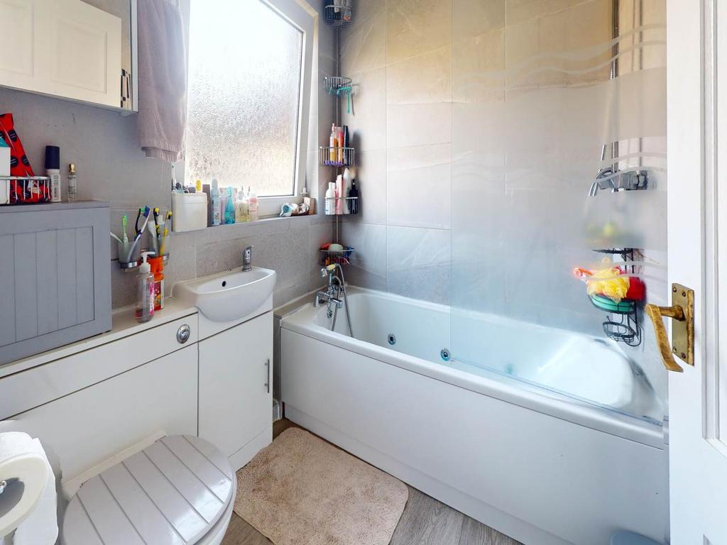 Bathroom 17 tregerdd