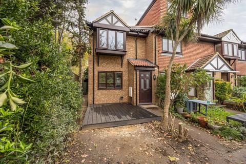 undefined, Rotherwood Close, Wimbledon, London, SW20