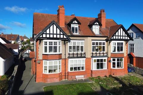 6 bedroom semi-detached house for sale, Rhos Road, Rhos on Sea