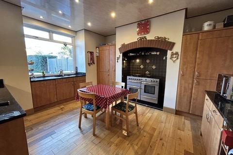 6 bedroom semi-detached house for sale, Rhos Road, Rhos on Sea