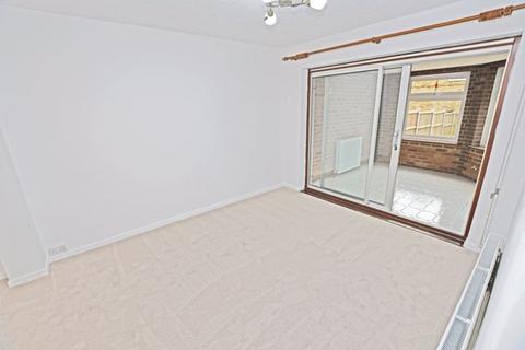3 bedroom semi-detached house for sale, Blendon Road, Maidstone