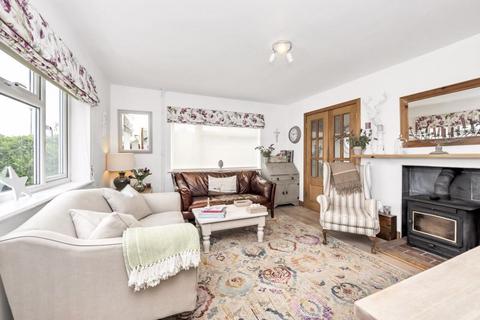 undefined, Heather Close, Thurston