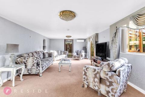 5 bedroom detached house for sale, Bowling Green Way, Rochdale OL11