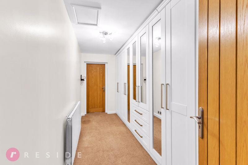 Walk-In Wardrobe