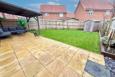 undefined, Morpeth Crescent, Thorn