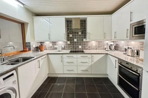 undefined, West View Grove, Whitefield