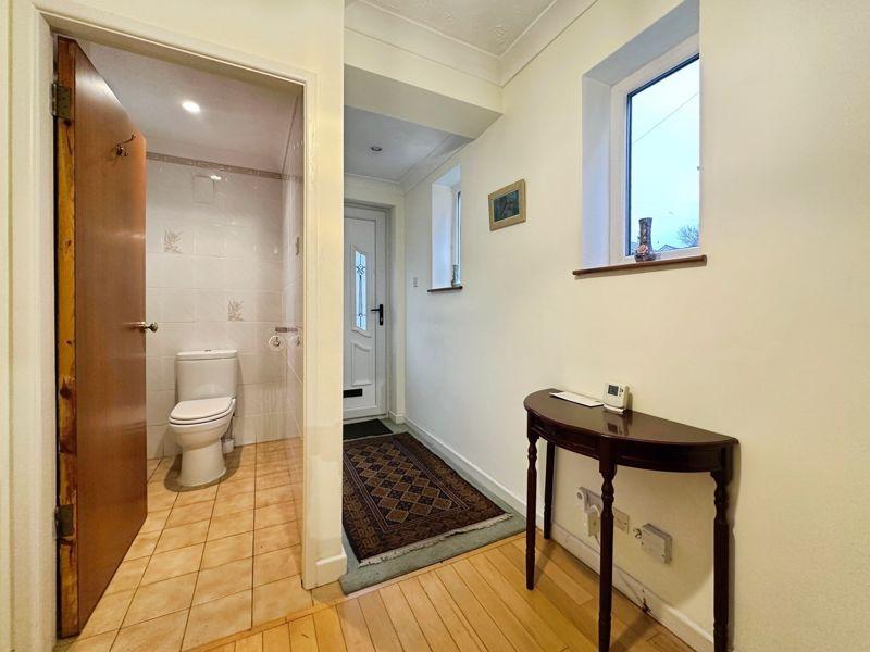 Downstairs wc