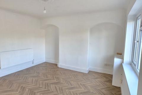 undefined, Essington Road, Willenhall