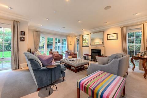 6 bedroom detached house for sale, Wentworth Estate, Virginia water GU25