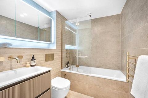 2 bedroom apartment to rent, The Water Gardens, Hyde Park