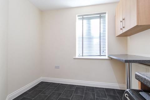undefined, Hilton Close, Bedford MK42