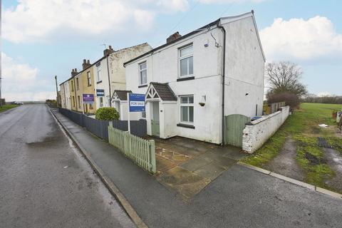 2 bedroom end of terrace house for sale, Platt Lane, Wigan WN1