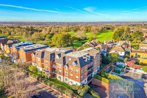 undefined, Manor Road, Chigwell IG7