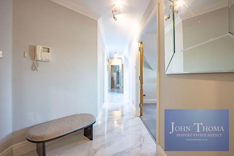 undefined, Manor Road, Chigwell IG7