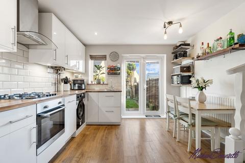 2 bedroom semi-detached house for sale, Partridge Drive, Bradford BD6
