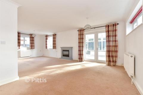 undefined, Cranleigh Gardens, Cowes, Isle of Wight