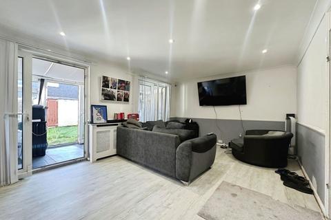 undefined, Jersey Close, Southampton SO16