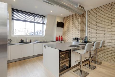 3 bedroom flat to rent, Westminster, London, W1T