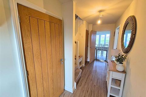 4 bedroom detached house for sale, St Marys Way, Kingsland, Leominster, Herefordshire, HR6 9FU