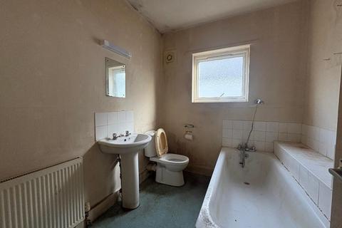 undefined, Oak Road, Luton, Bedfordshire, LU4 8AD