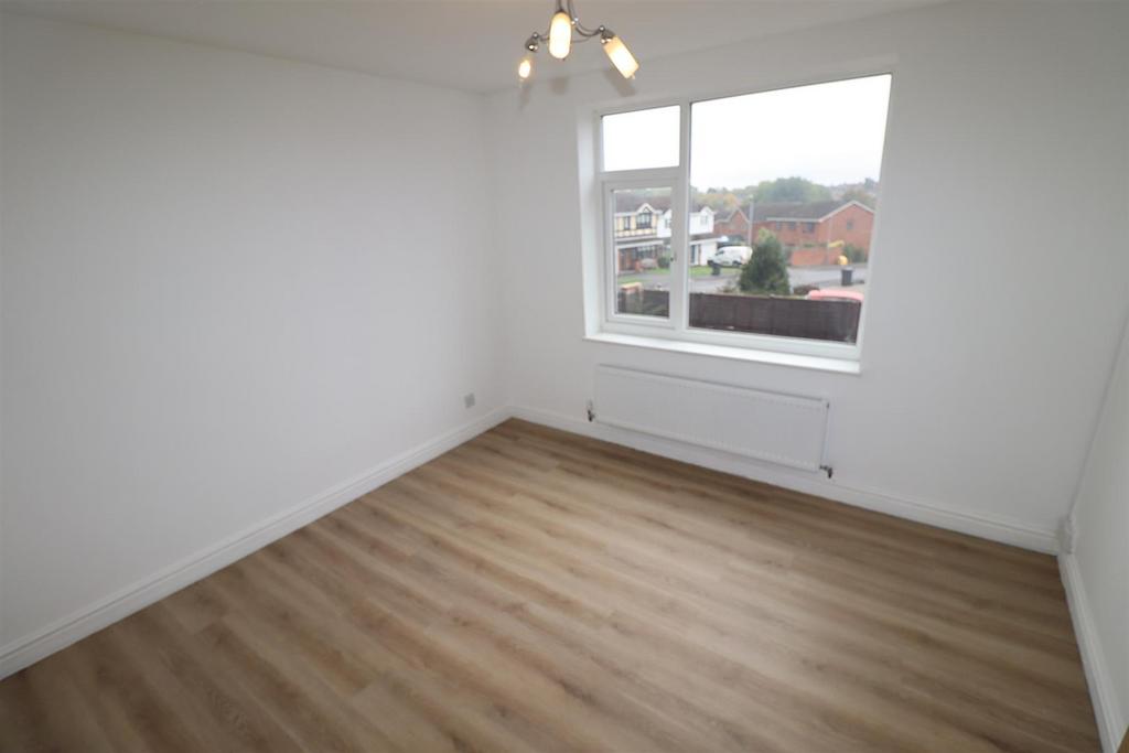 Bedroom 2.JPG