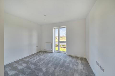 undefined, Waterslade Way, Dunstable LU5