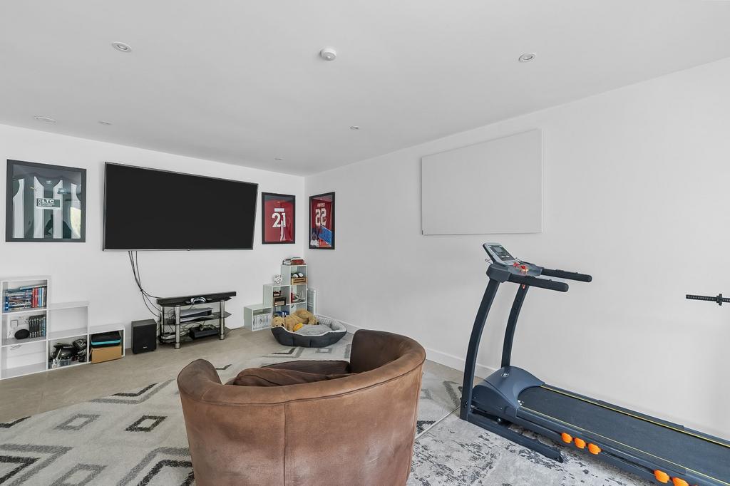 Cinema/Gym