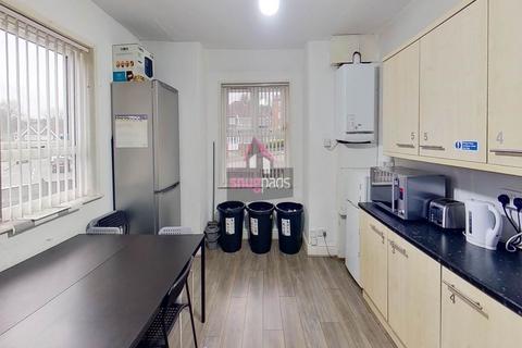 1 bedroom house to rent, Bolton Road, Salford M6