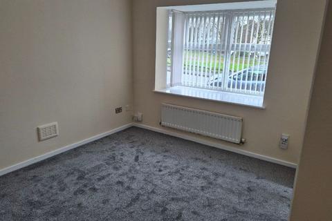 3 bedroom semi-detached house to rent, Steppingstone Street, Dudley DY1