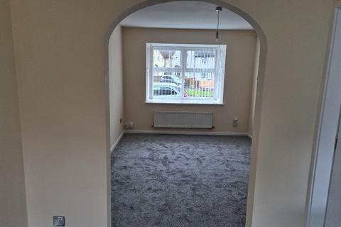 3 bedroom semi-detached house to rent, Steppingstone Street, Dudley DY1