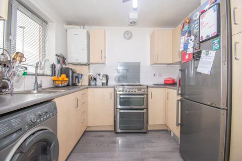 2 bedroom semi-detached house for sale, Abelia Close, Leicester