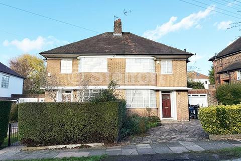 undefined, Brim Hill, London N2
