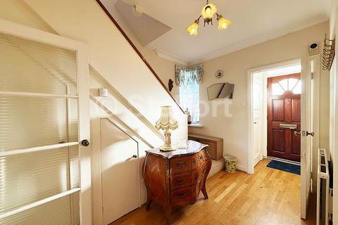 undefined, Brim Hill, London N2
