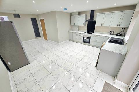 undefined, New Bank Street, Longsight, Manchester, M12