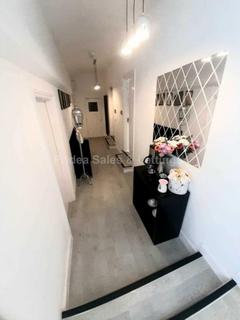 Retail property (high street) to rent, 5-9 Newland Lincoln LN1 1UY