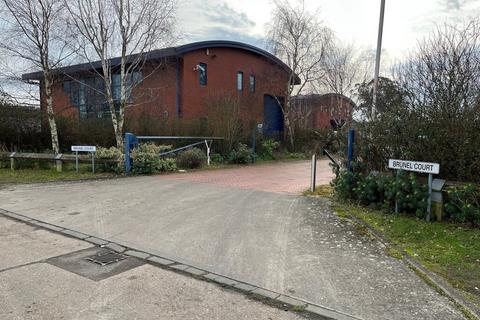 Distribution warehouse to rent, Brunel Rd Clacton On Sea CO15 4LU