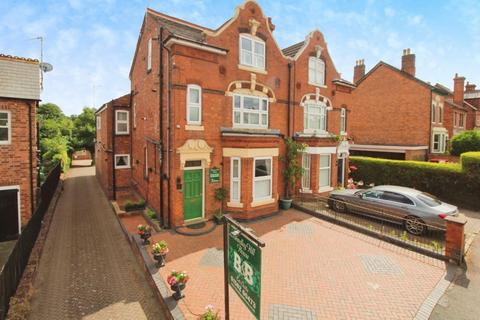Hospitality for sale, 8 Bewdley Hl Kidderminster DY11 6BS